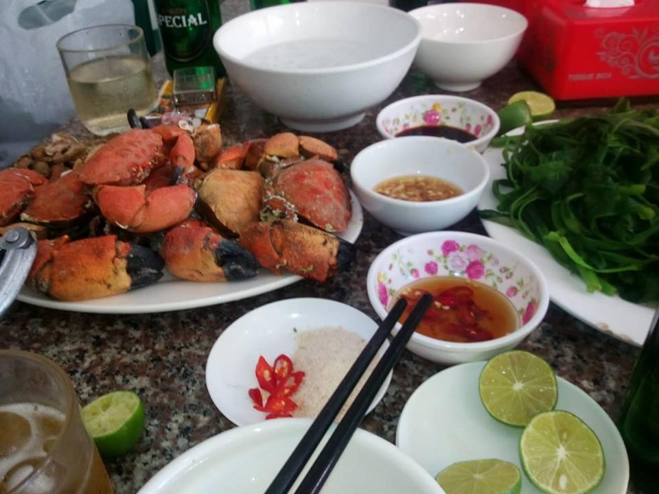 Bed and Breakfast Nha Nghi Phuong Thao Quan Lan Exterior foto